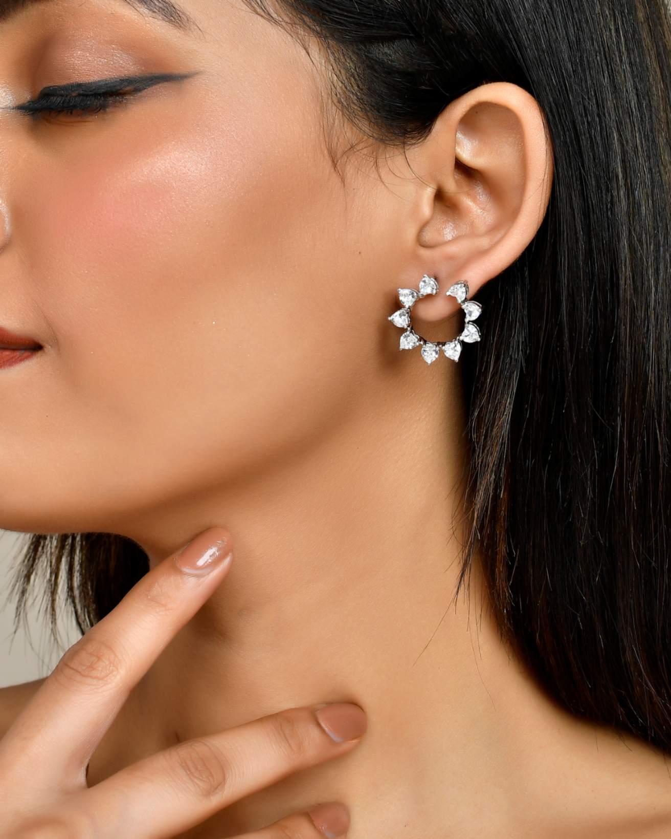Semi Joint Loop Earrings