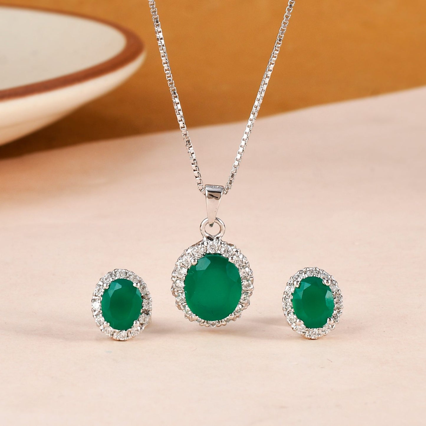 Emerald Enchantment Jewelry Set