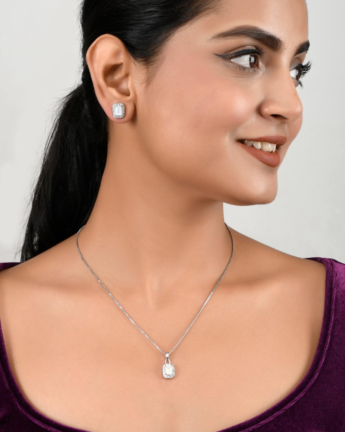 Moonstone Radiance Jewelry Set