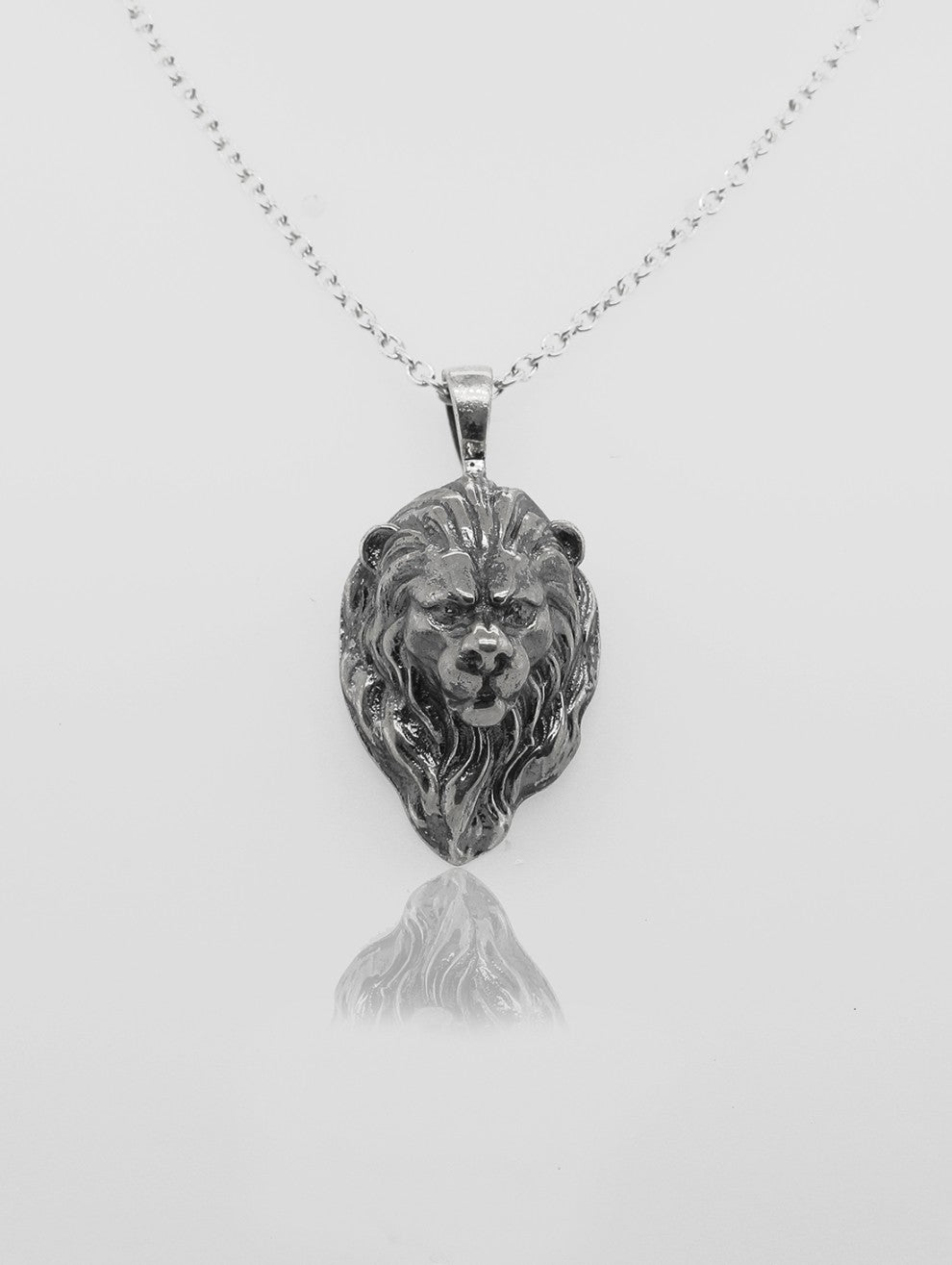 Regal Lion Silver Pendant